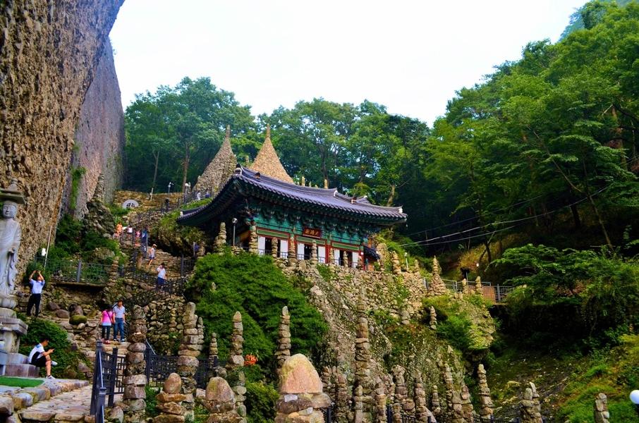 4 temples insolites à découvrir lors d’un voyage en Corée du Sud